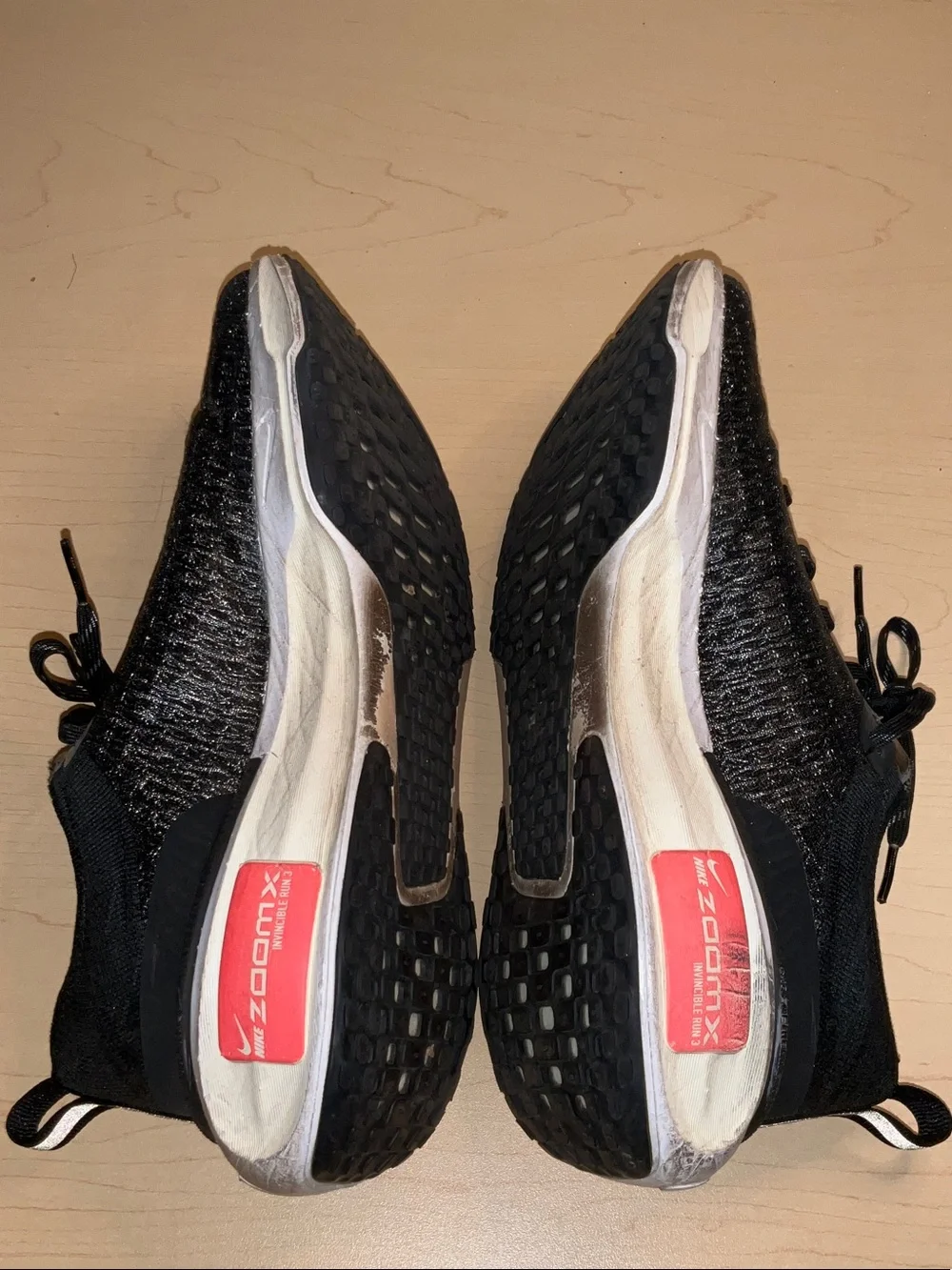 Nike Invincible 3 Running Shoes Black White Women’s Size 10.5